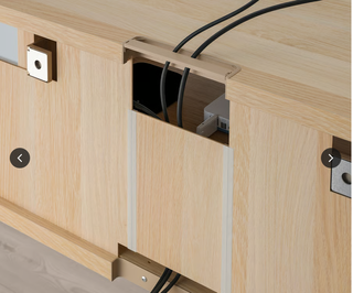 Mueble TV modelo Besta con 4 patas