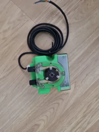 Dosificador lavavajillas industrial