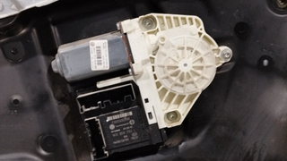 ELEVALUNAS DELANTERO IZQUIERDO VOLKSWAGEN PASSAT