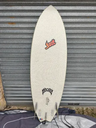 Tabla de surf Lib Tech 5'10