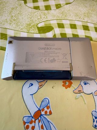 Nintendo Game Boy Micro Plata