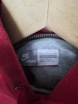 Sudadera Nike Roja