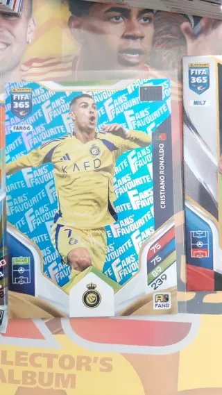 Album Calciatori FIFA 365 con 230 carte