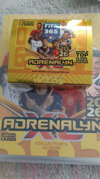 Album Calciatori FIFA 365 con 230 carte