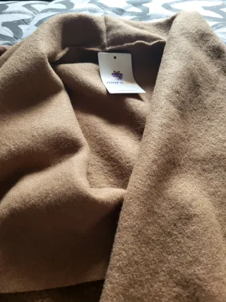 Abrigo borrego camel