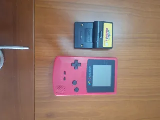 Game Boy Color Rosa + Pokémon Pinball
