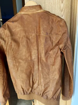 Cazadora Pull&Bear Talla M Marrón