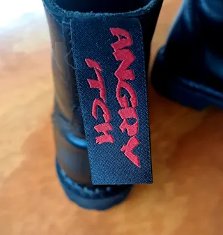 Botas militares negras ANGRY ITCH