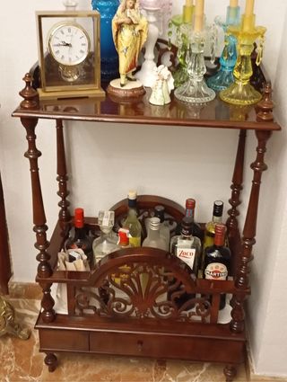 Mueble Bar Madera y Cristal