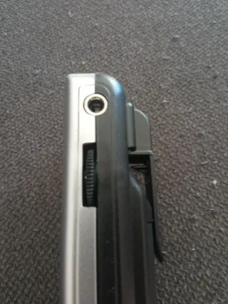 Radio FM de bolsillo con Linterna