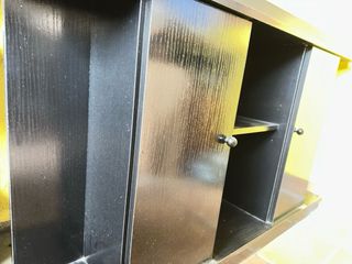 Acuario con mueble negro