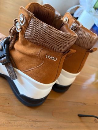Botines Liu Jo Marrones