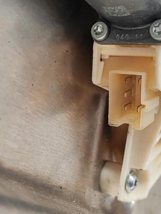 Mercedes-benz a2048204302 elevalunas clase 240171