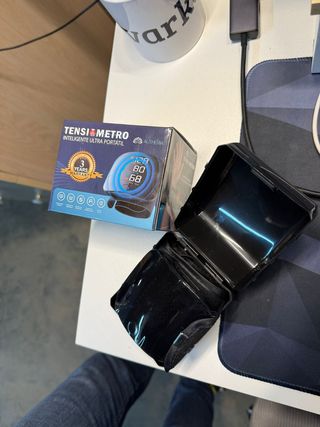 Tensiometro de Muñeca con Voz en Español