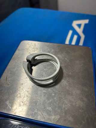 Abrazadera tija sillín 34.9mm