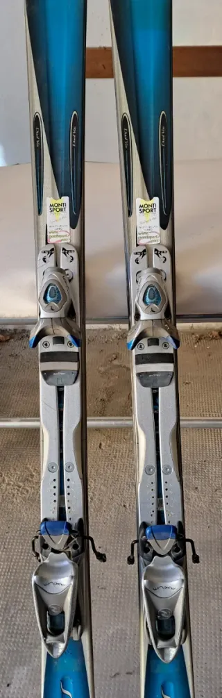 Sci Rossignol Power Cobra con attacchi Axium