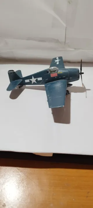 Maqueta F6F Hellcat montada y pintada a mano
