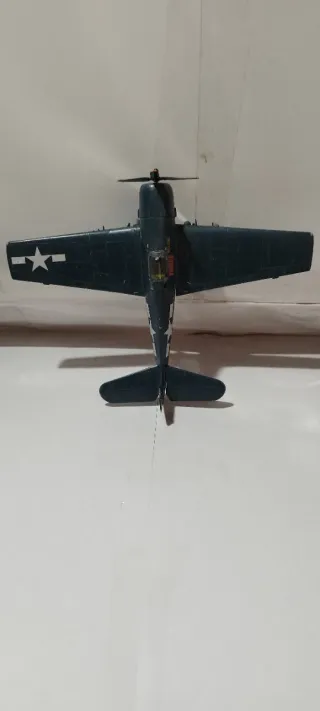 Maqueta F6F Hellcat montada y pintada a mano