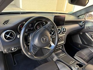 Mercedes Clase A 200d Urban · Automático · 136 CV