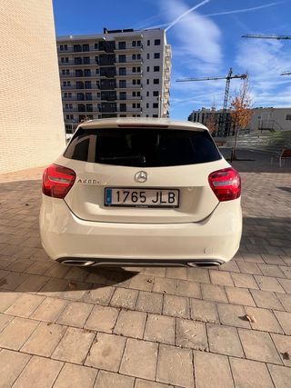 Mercedes Clase A 200d Urban · Automático · 136 CV