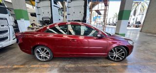 Volvo C70 2010 acepto cambios