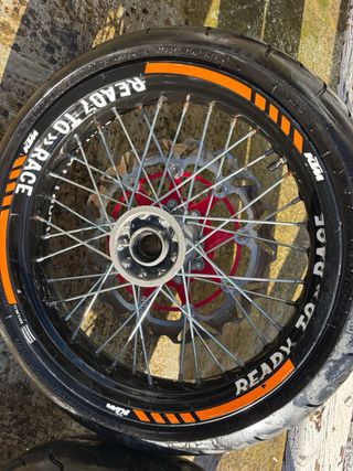 Kit Supermotard KTM Ruedas y Frenos