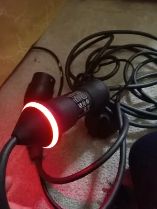 Cable de carga coche eléctrico Volvo