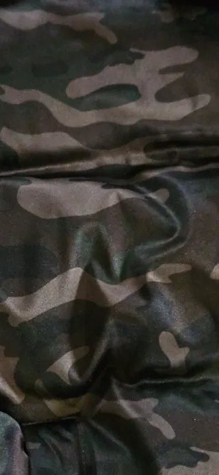 Cazadora acolchada camuflaje