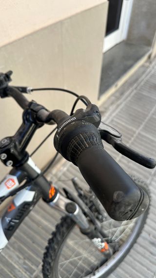 Bicicleta infantil Btwin 20 con suspensión