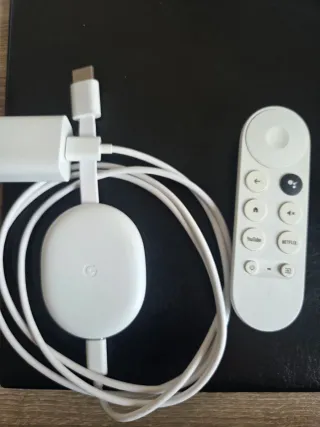 Adaptador Google Chromecast con Mando