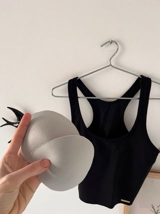 Top deportivo negro Talla M/L