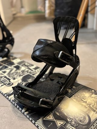 Tabla Nitro + Fijaciones Salomon