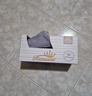 Pantofole Remant con pon pon grigie