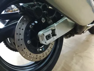 YAMAHA FZR 1000 EXUP