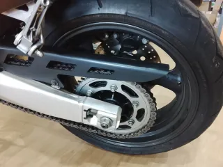 YAMAHA FZR 1000 EXUP