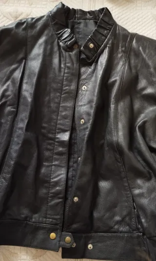 Cazadora Cuero Vintage Negra