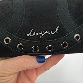 Monedero billetero negro Desigual