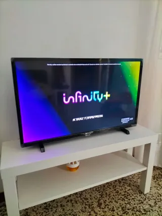 Televisore Philips 32 pollici Led Ultrasottile