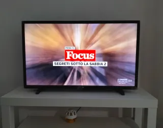 Televisore Philips 32 pollici Led Ultrasottile