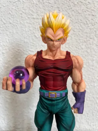 Figura Baby Vegeta Dragón Ball GT