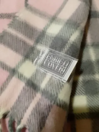 Sciarpa Enrico Coveri a quadri rosa e grigio