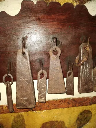 Antigua espetera con 10 ponderales para Óscar