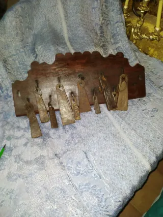 Antigua espetera con 10 ponderales para Óscar