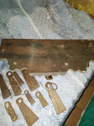 Antigua espetera con 10 ponderales para Óscar