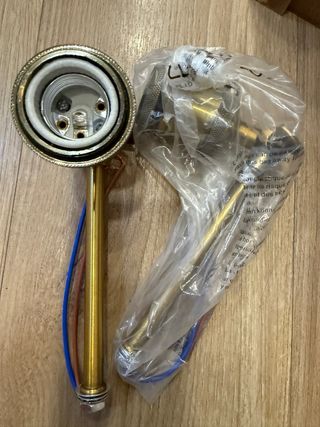 Lámpara de hierro estilo retro color bronce