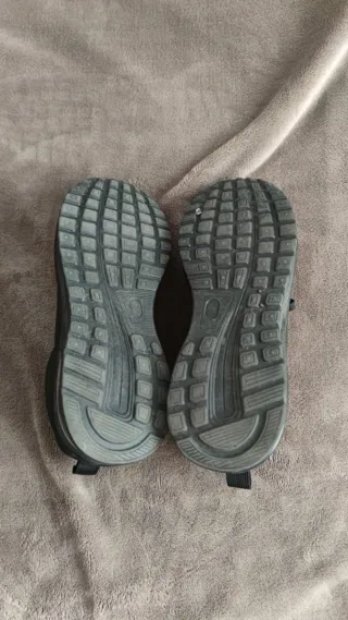 Zapatillas de trabajo con protección