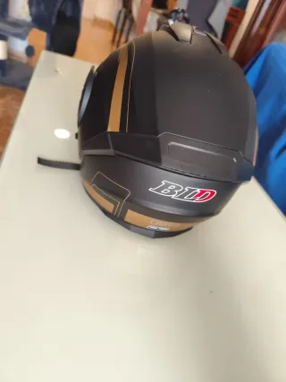 Casco Moto Integral BLD Negro y Dorado