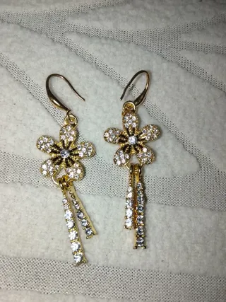 Lote bisutería: pulseras negras y verdes