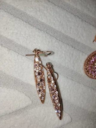 Lote bisutería: pulseras negras y verdes