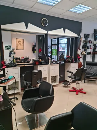 Traspaso peluquería por jubilación.